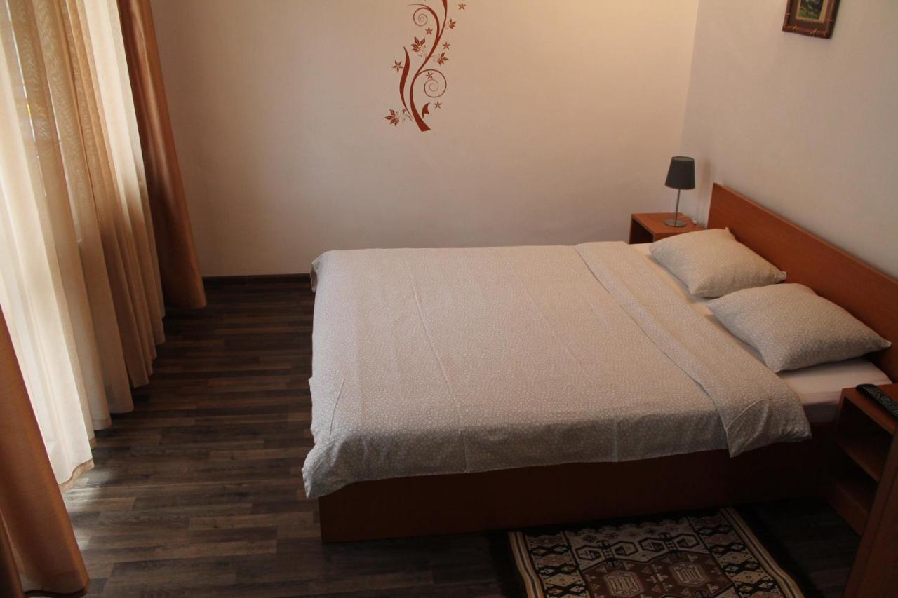 Vila Casa Ta Sinaia Ngoại thất bức ảnh